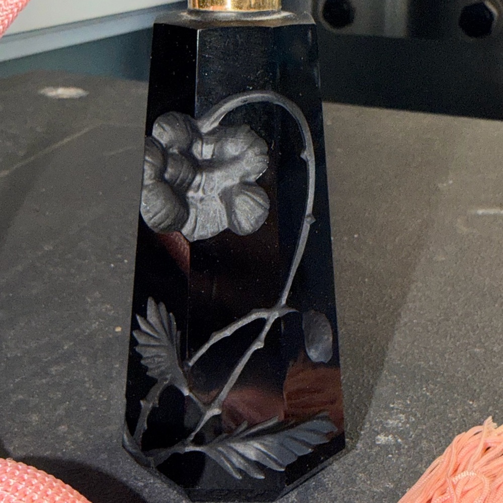 Bohemian Czech black art glass perfume atomizer bottle. - Picture 2 of 2
